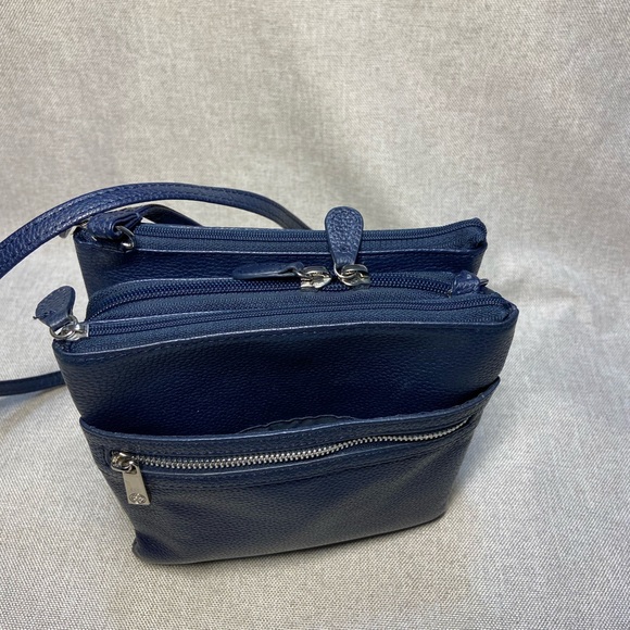 Guani Bernini  Triple-Zip Pebble Leather Dasher Crossbody - Picture 2 of 7